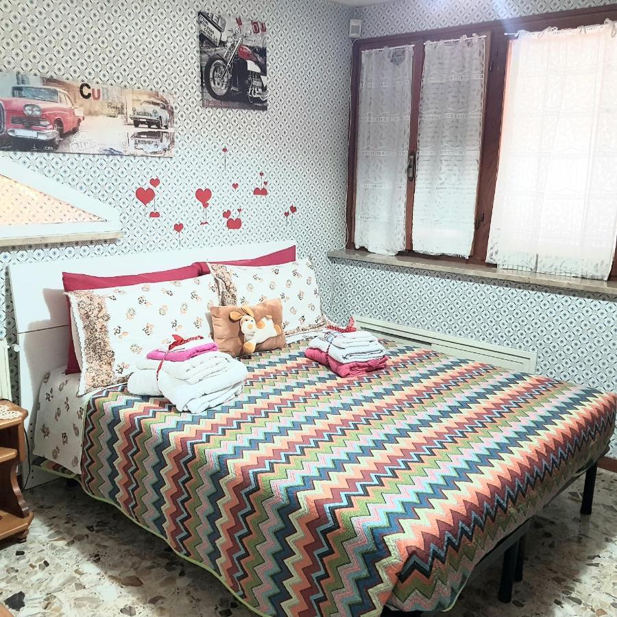 Home Denise E Luca Латина Экстерьер фото