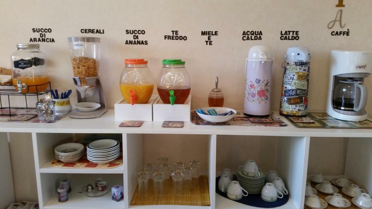 Home Denise E Luca Латина Экстерьер фото